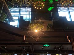 -临界音乐酒馆·小龙虾·江湖菜(华熙LIVE·鱼洞店)