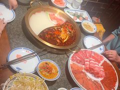 -小天鹅火锅·一线江景洪鼎旗舰店(洪崖洞店)