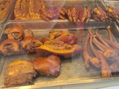 -老鼎万春卤菜(五代传承创始老店)