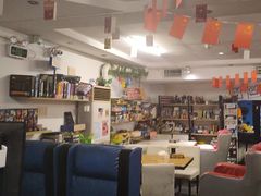 -谐音梗主机电玩·桌游·拼豆·团建轰趴馆(泛海名人店)