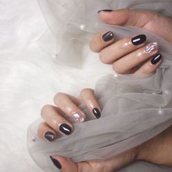 -丫丫NAIL日式自助美甲美睫沙龙