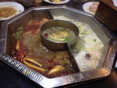 -重庆德庄火锅(体育中心店)