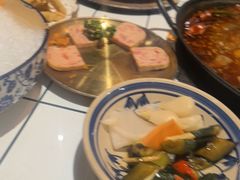 -旧街市鲜货老火锅(大光路店)