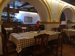 大堂-船屋葡国餐厅