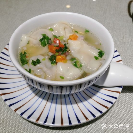 河谷人家
