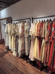 -懿沉香中式嫁衣礼服秀禾服龙凤褂马来褂旗袍总店