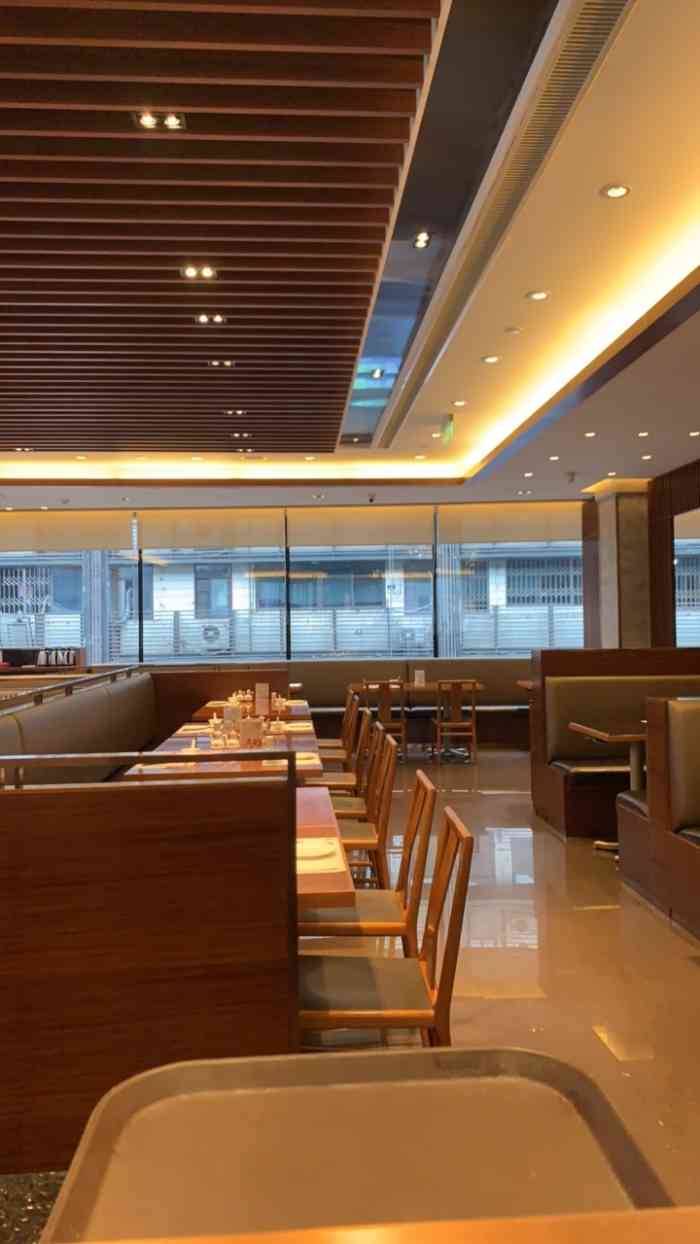 鼎泰丰(成都远洋太古里店)-"小孩子饿了实在等不及排队吃别的了 就