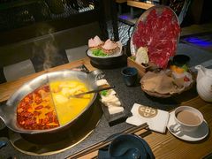 -湊湊火锅·茶憩(南京东路悦荟店)