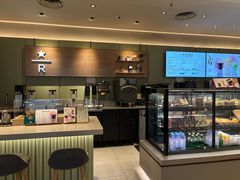 -星巴克臻选(上海中环广场2F店)