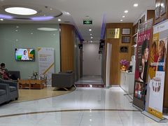 -雅悦齿科(顾村公园店)