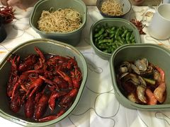 -巴厘龙虾·榜首油焖大虾(音乐学院·沿江酒馆店)