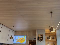 -赶海部落海鲜城(海阳路店)