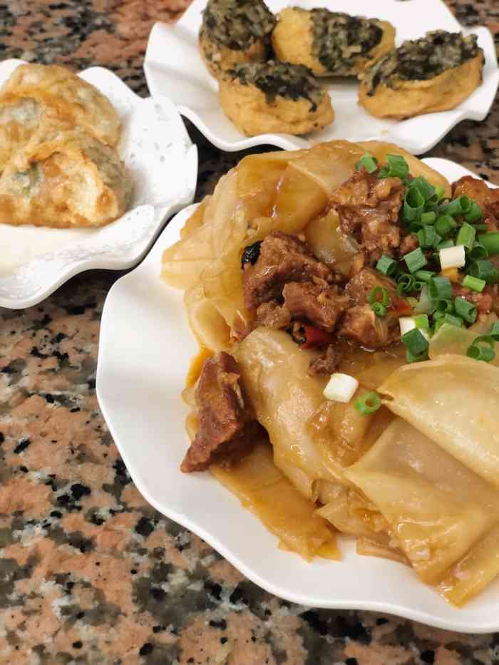 阿二大碗粥(北滘店)-"[薄荷]环境:路边大排档,还比较干净整洁.