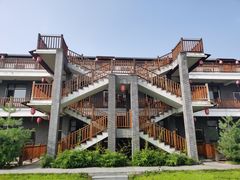 -大连步云山老汤度假山庄