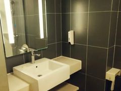 -汉庭(上海虹桥机场新店)