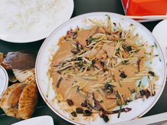 -鑫渔港海鲜本地菜·山海关浑锅(东戴河店)
