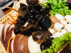-黑鸡小馆(金源店)