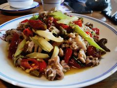 -茅台镇网红溶洞餐厅·茅帮菜馆