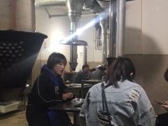 大堂-罗姐烧烤(东风路一段店)