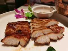 招牌炭烧猪颈肉-金椰壳· 大厨新加坡菜(壹方城店)