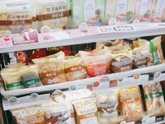 -全家便利店(景昙路店)