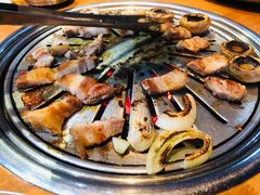 -老炉家木炭烤肉(长江国际店)