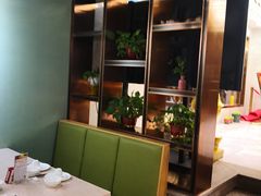 卡座-有米猪港式餐厅