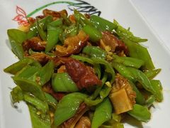 尖椒爆炒驴板肠-第一驴.经典老菜.家常菜.火锅(友谊路店)
