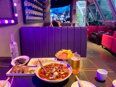 -粉墨特色菜·烧烤音乐酒馆