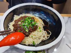 -牛吃草牛肉面(翠柏路店)