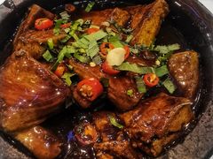 傣家石锅焖豆腐-滇越乘象云南餐厅(豆各庄店)