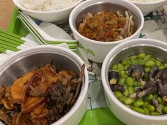 -老乡鸡(亳州路天庆大厦店)