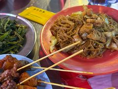 -黄亚华小食店(Jalan Alor)