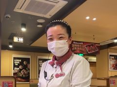 -海底捞火锅(宝龙广场夜宵主题店)