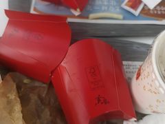 -麦当劳(鄂尔多斯机场店)