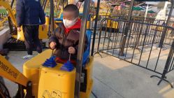 -季高兔窝窝亲子园(上海薰衣草公园店)