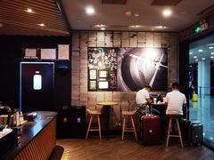 -星巴克(浦东机场T2到达店)
