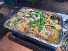 -后街佬·炭火鲜鱼杂(33小镇店)