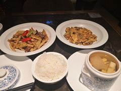 -汤城小厨•粤菜•靓汤(苏州街店)