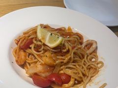 -菲滋意式餐厅(银泰百货金华江南店)