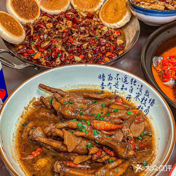 二十年深圳湘菜老店‼️好吃不贵人均才50r