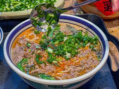 -云阿蛮云南生烫牛肉米线(奉贤路店)