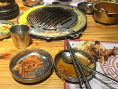 -青瓦炭韩潮烤肉(花园道店)