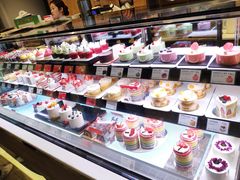 -巴黎贝甜(大宁国际商业广场店)