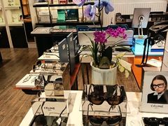 -博士眼镜·President总统(宝安海雅缤纷城店)