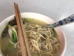 -明呈黄鱼面馆(斜土路店)