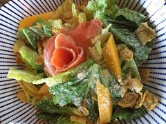 鲜烟三文鱼沙律-绿茵阁(体育西分店)