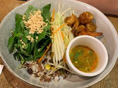 泰碗红米配鸡肉绿咖喱-Wagas沃歌斯(太古汇店)