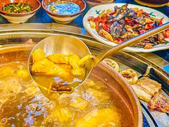 -阿山卓·野生菌火锅·纳西火塘烤肉