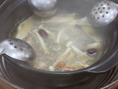-濠轩阁特色生蚝火锅(水湾路店)